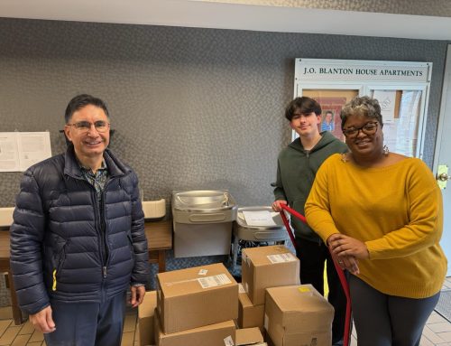 DHC Visits Blanton House to Deliver Supplies